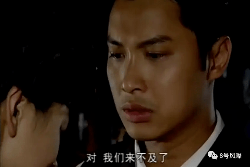 谭耀文版沈世钧的形象,与小说亦有一些偏差.