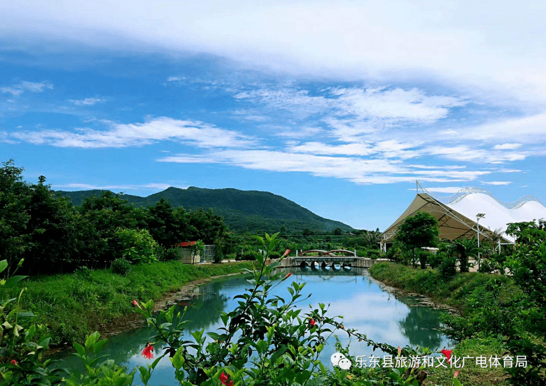 乐东花梨谷旅游度假区海南省乐东黎族自治县尖峰镇莺歌海盐场莺歌海