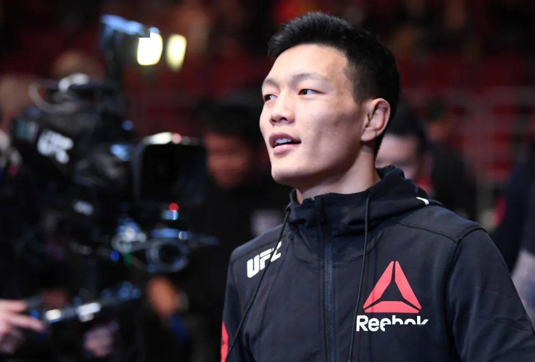 苏木达尔基努力着自信着进化着