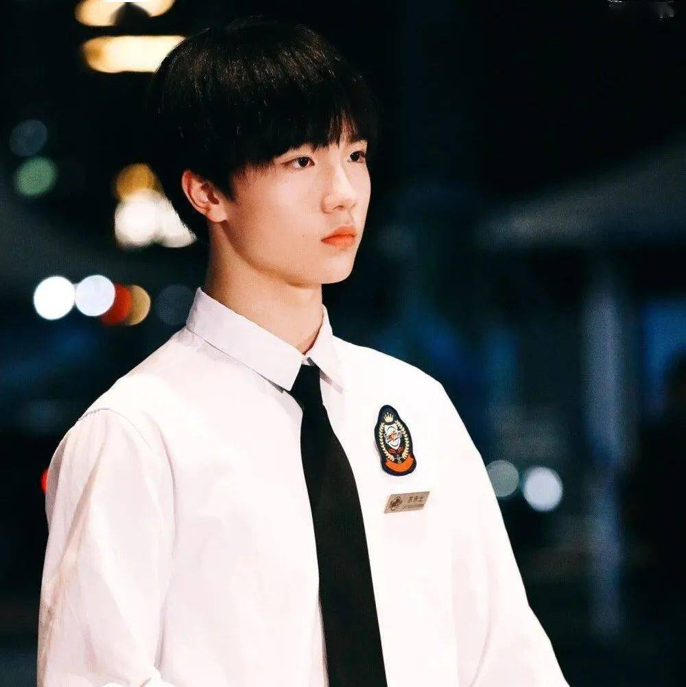 微信头像苏新皓