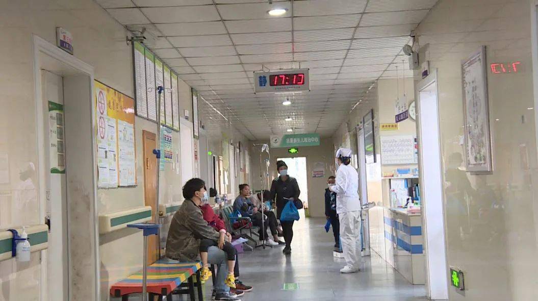 福贡县人民医院始建于1952年10月,是一所集医疗,教学,保健,康复为一体