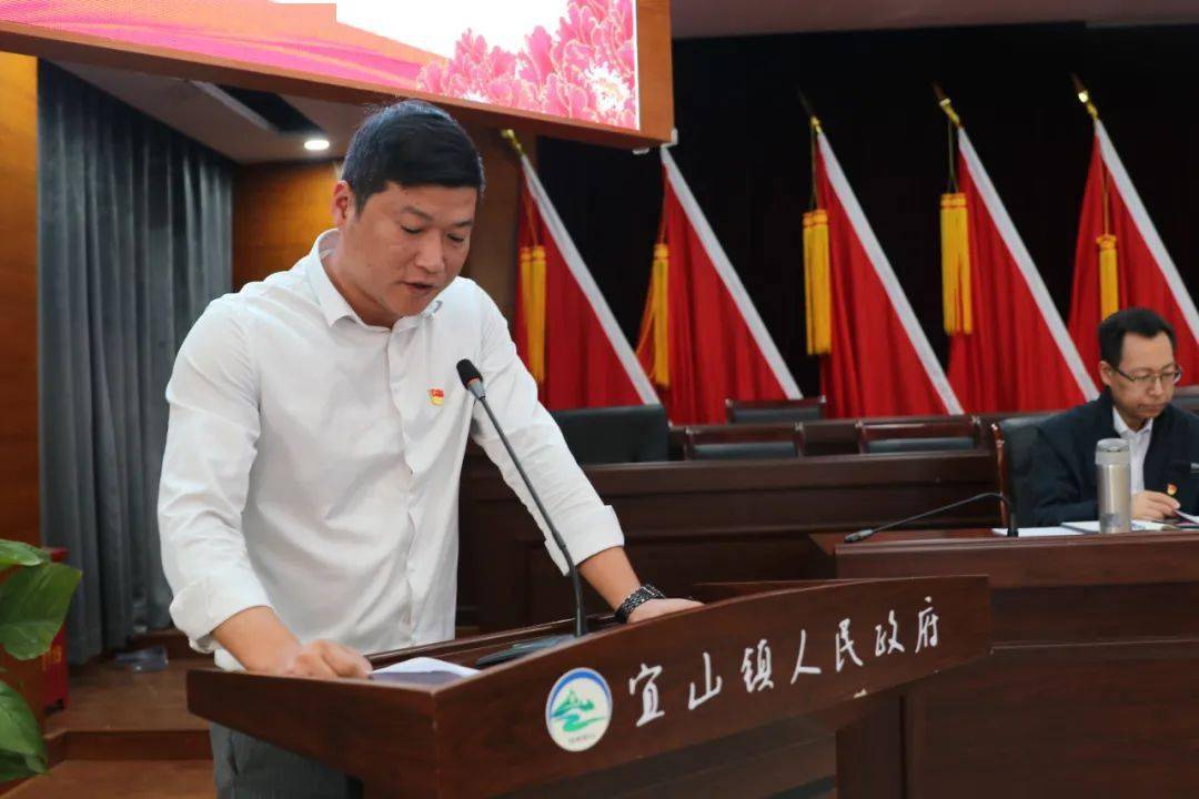 宜山一大批新村官亮相