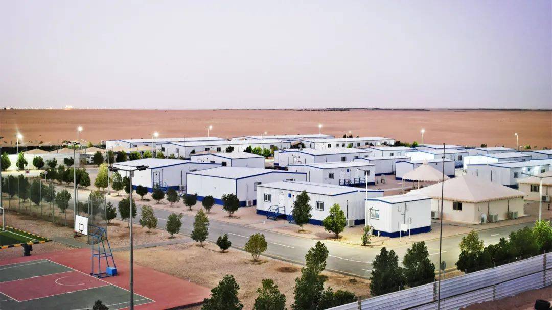 管道局沙特阿美重油管道epc项目部tcf营地位于沙特东部省达曼市西南