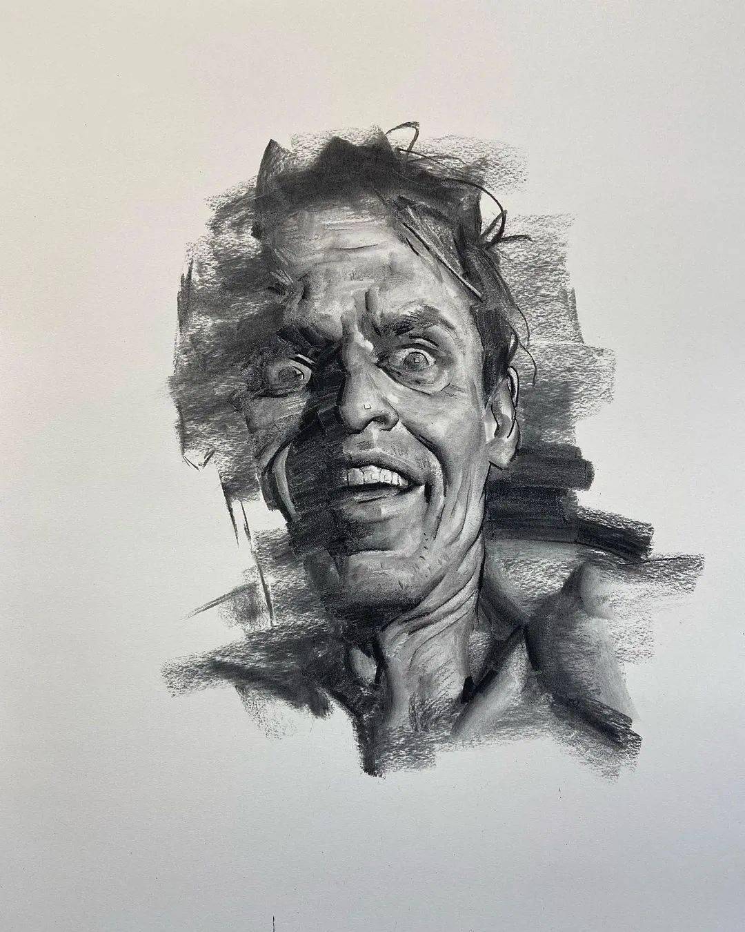 用木炭条画素描,笔触大刀阔斧,调子666,每次用它画画,都有一种自己