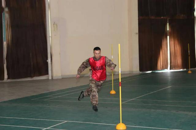 30*2蛇形跑3000米跑03 指挥技能考核主要考核指挥作业,着力破解指挥员