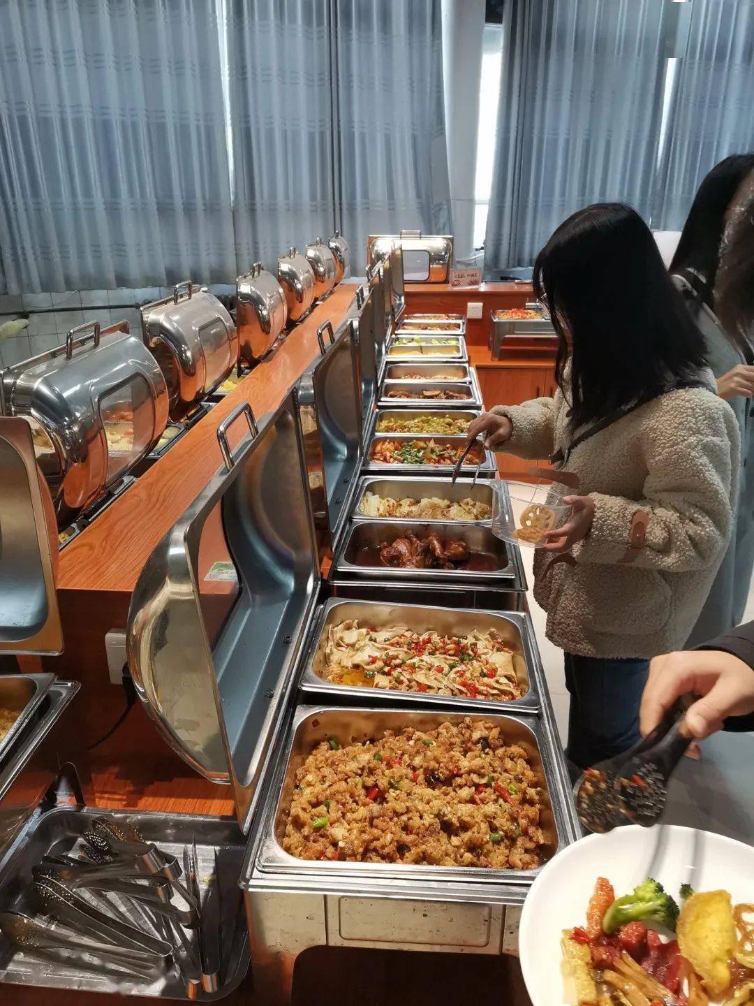 郑州师范学院餐厅图片图片