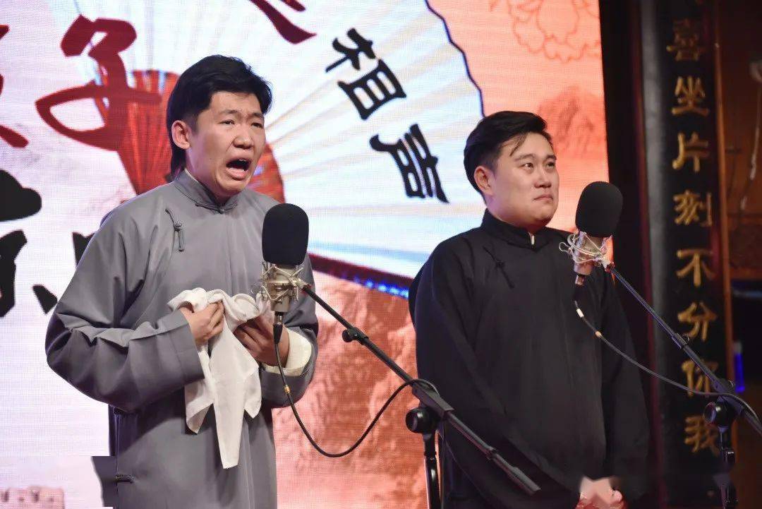 李涵宋伟杰《学评戏》,这段的精髓大概在后半部分融入了《哭论》之