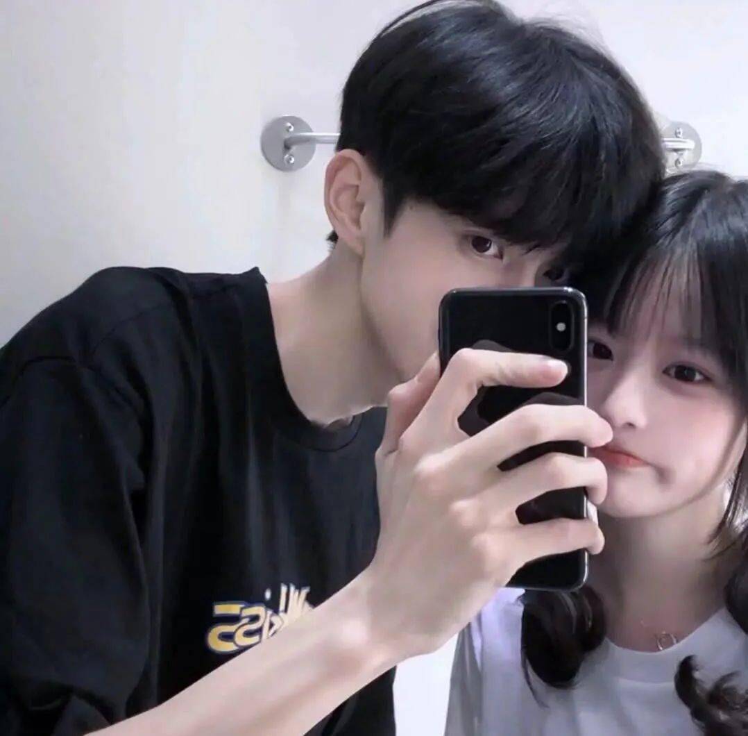 情侣头像 | 别害怕 世界和我爱着你_手机搜狐网