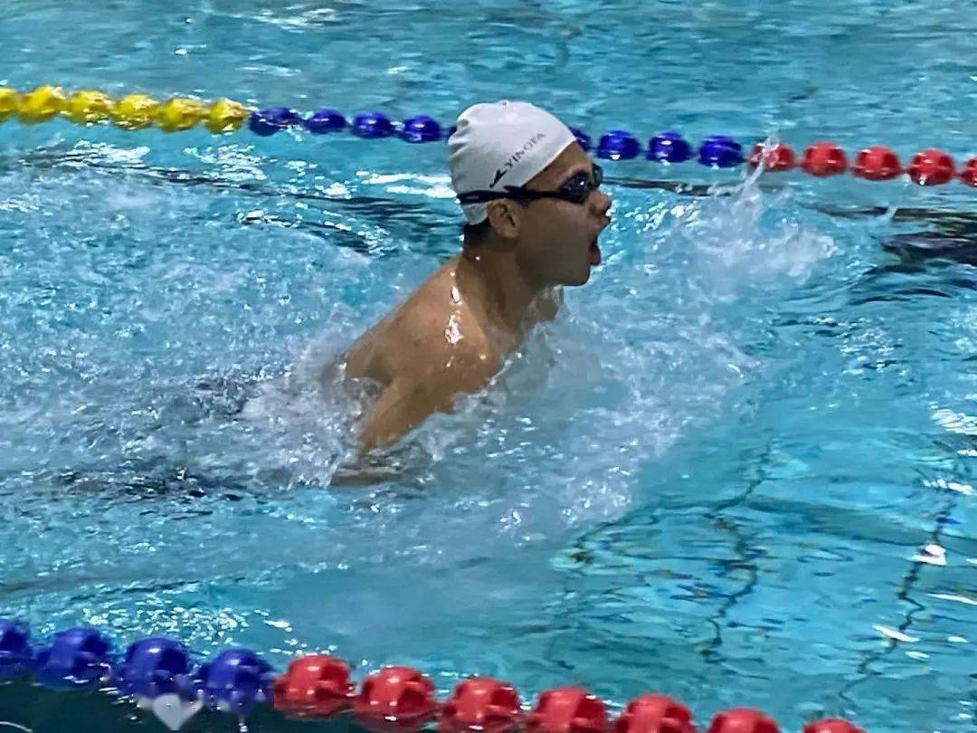 2020年"庆祝建校七十周年"体育系列活动——游泳比赛_孙佳宇