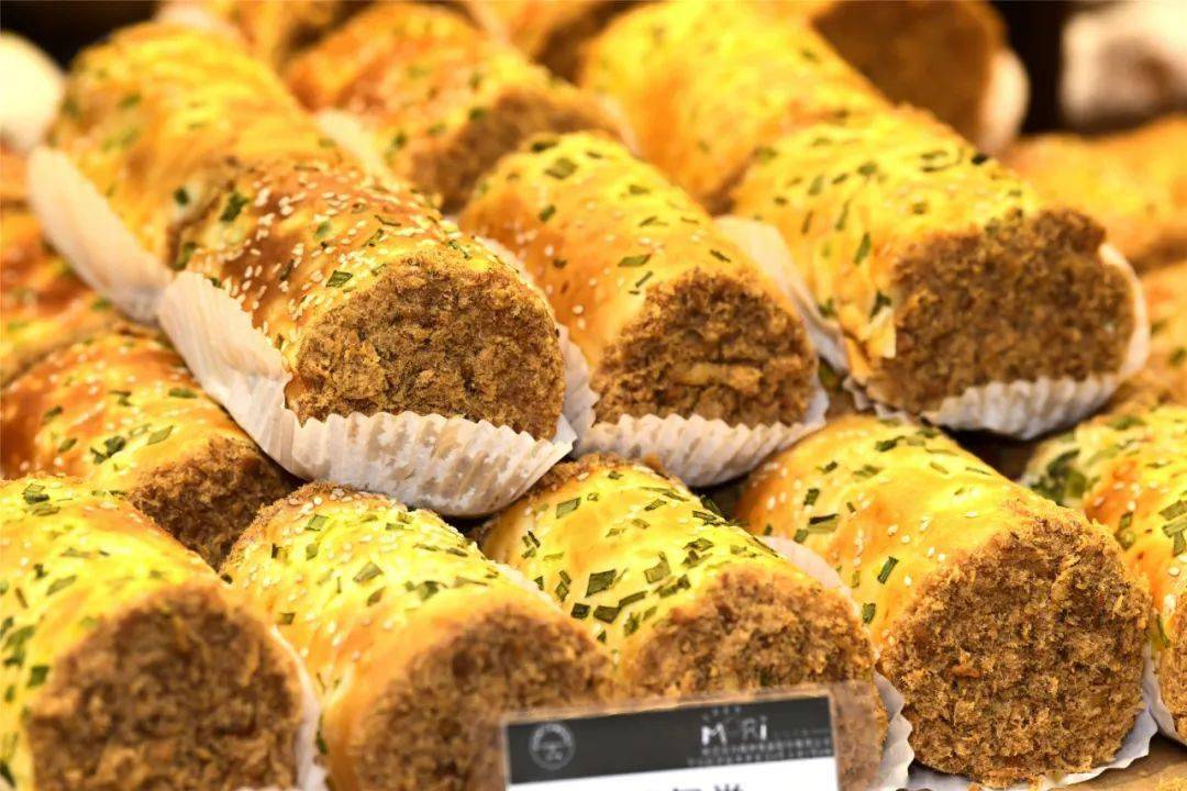 撑起浮力森林的一片天记杭州浮力森林连锁饼店董事长吴小红女士