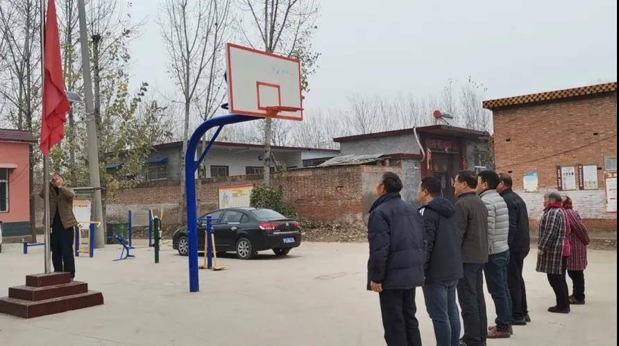 县纪委监委举行升国旗仪式
