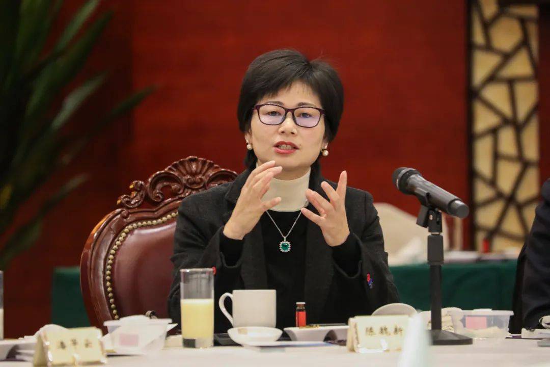 第三场企业家早餐会上市长徐曙海释放信号镇江发展已