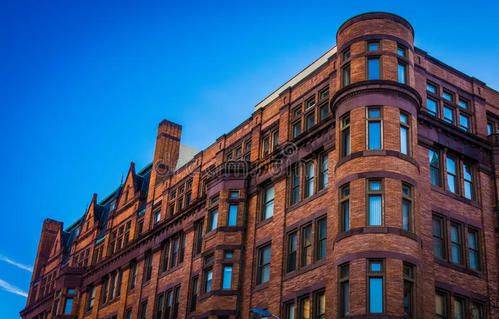 宾夕法尼亚大学(university of pennsylvania,简称宾大(upenn,位于