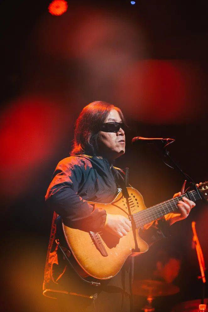 明晚否极泰来2020年末周云蓬与乐队来重聚坚果nuts