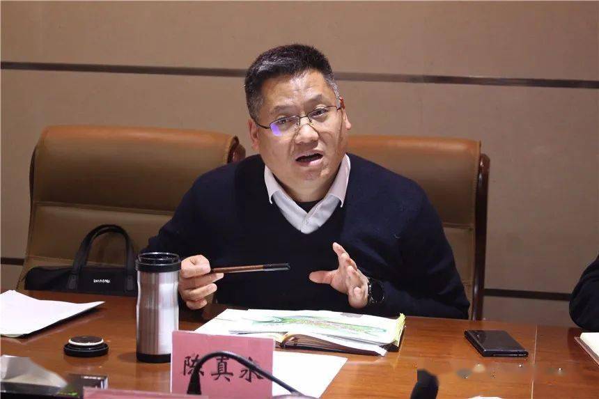 大关是全市唯一没有与市外地区接壤的县,是成渝经济区—昭通—昆明