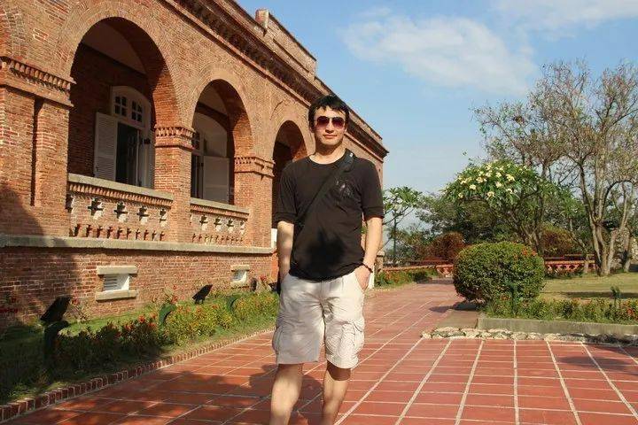 无量诸天观有情繁花未落逐飞琼耿立东近作删存