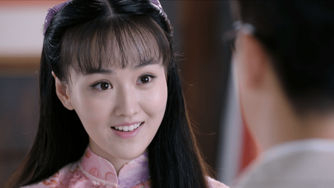 灵气少女挑战跨世纪情感大戏,一人分饰两角饱尝爱恨情仇!_黄馨瑶