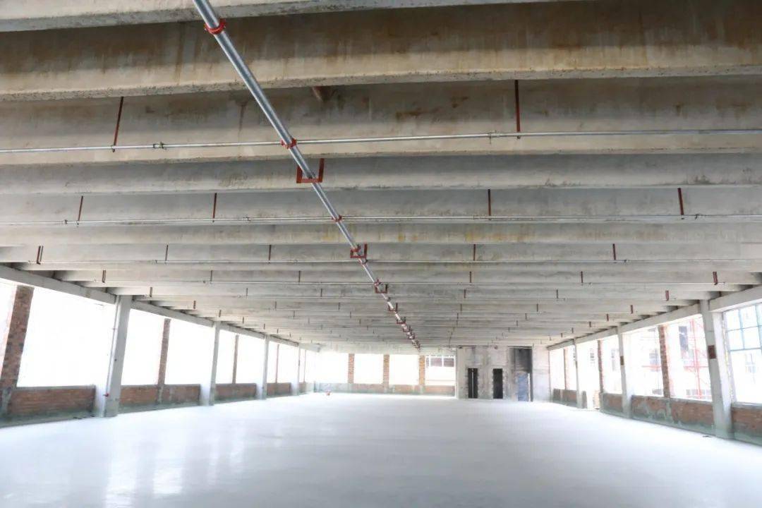 国内首个四层大跨度预制预应力双t板体系工业厂房顺利完成主体结构