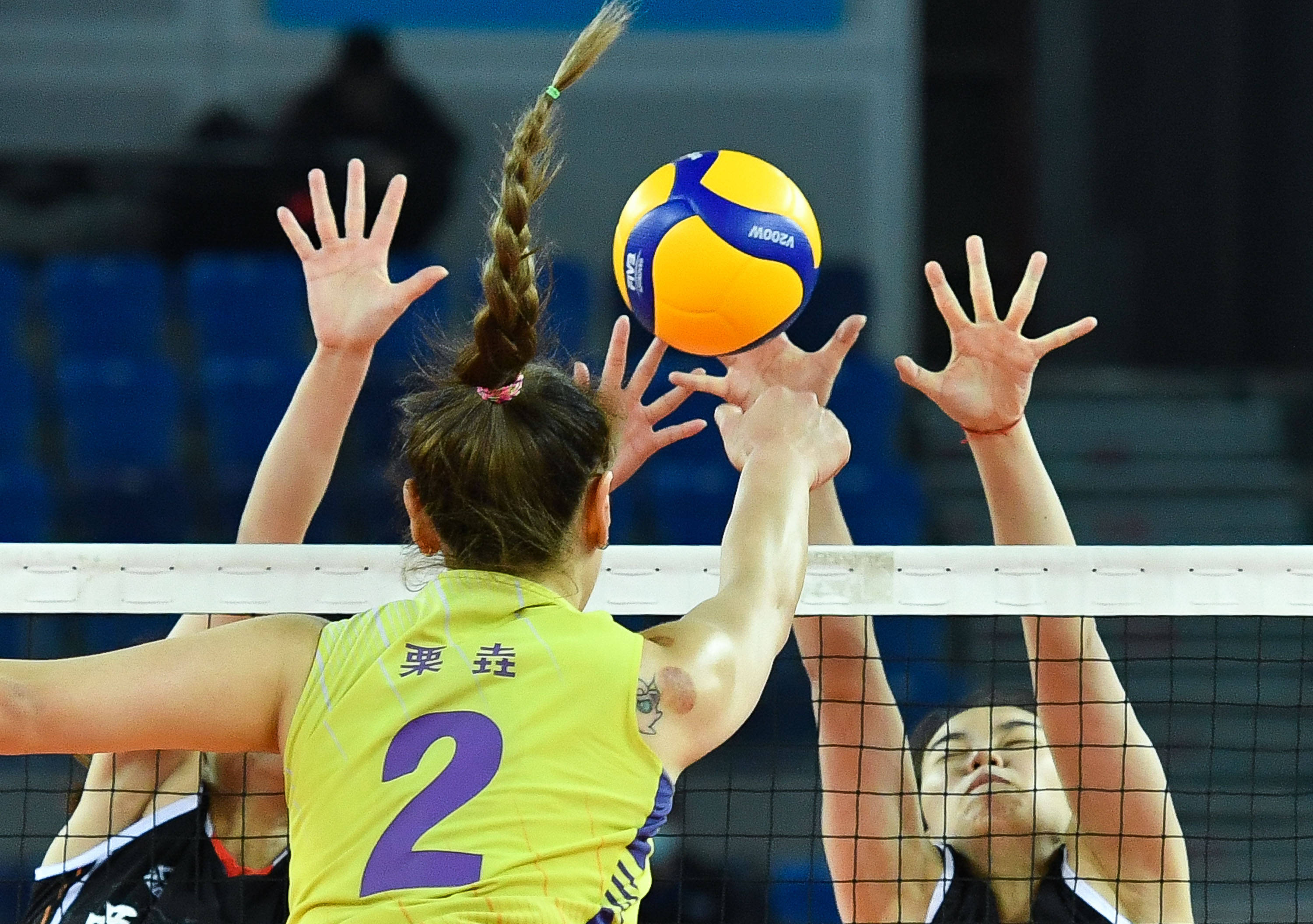 当日,在广东江门举行的2020-2021赛季中国女子排球超级联赛第三阶段c