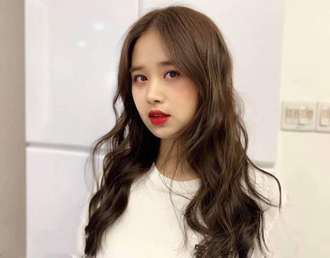 2020流行"热烫发"