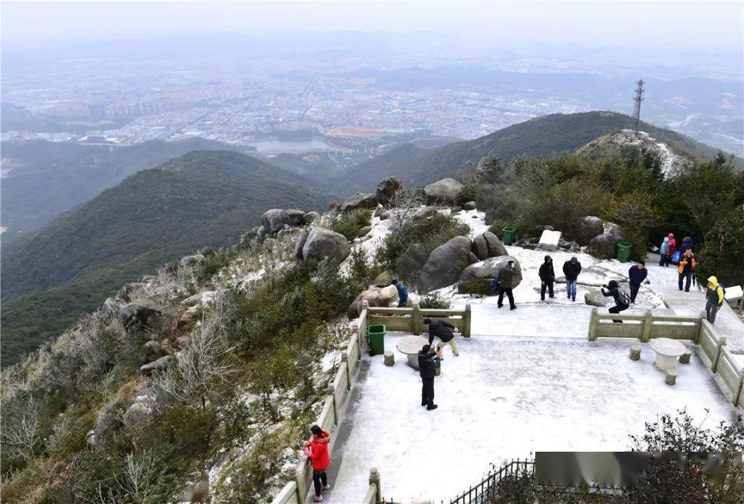 清溪森林公園紫煙閣清溪20年不遇的那一場雪.