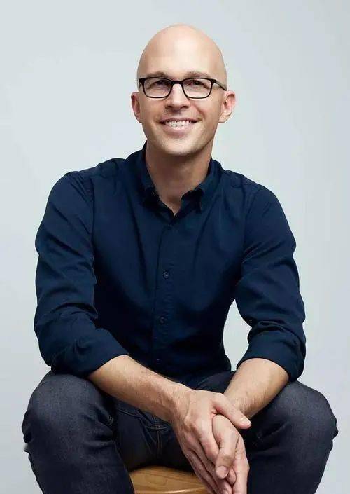 今日演讲者josh kaufman,畅销书作家.