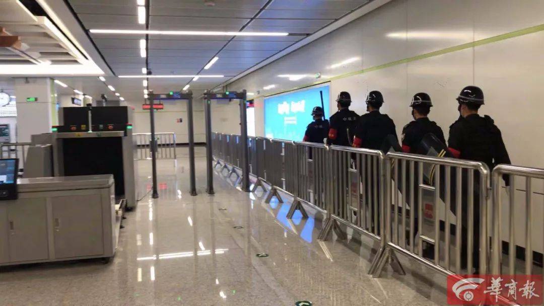 贯穿东西走向西安地铁5号线试乘体验连接多个高校及景点