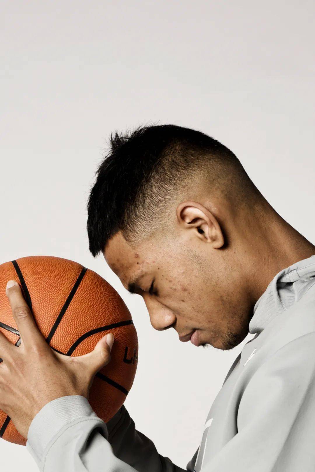 脚踏实地慢慢进步对话祝铭震