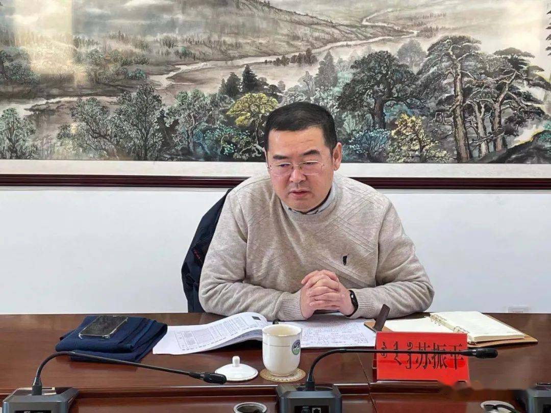 关注旗委常委组织部部长苏振平一行到我镇调研指导村社区两委换届选举