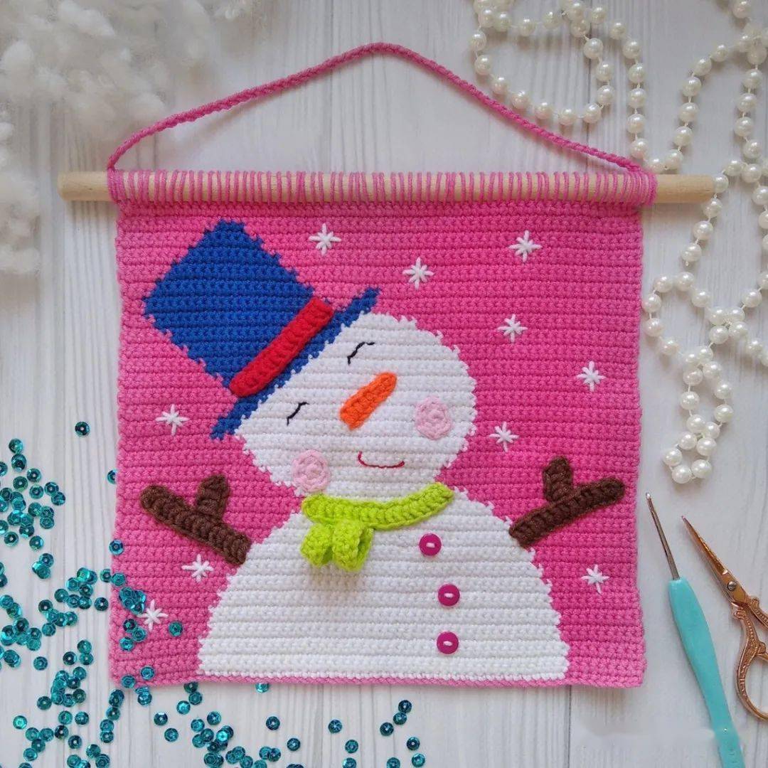 把喜欢的十字绣图案都用毛线编成了挂件这手艺真的不得不佩服附教程