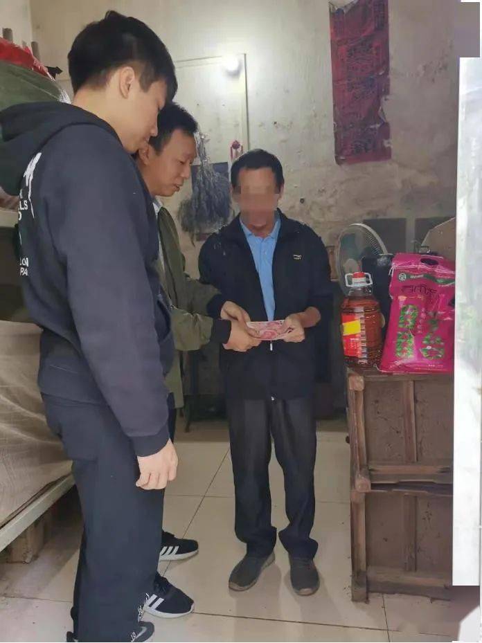 传承博爱精神!澳门中山隆都同乡会会长卢世豪慰问大涌镇孤寡老人