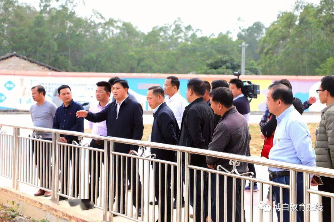 带着这些问题,孙国梁先后来到英桥镇那凭村小学,英桥镇富义村