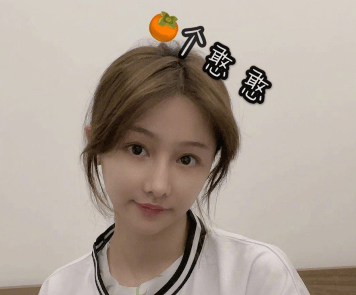 楚河玩《赛博朋克2077》,找妹子捏脸,却被出卖:请劲爆一点