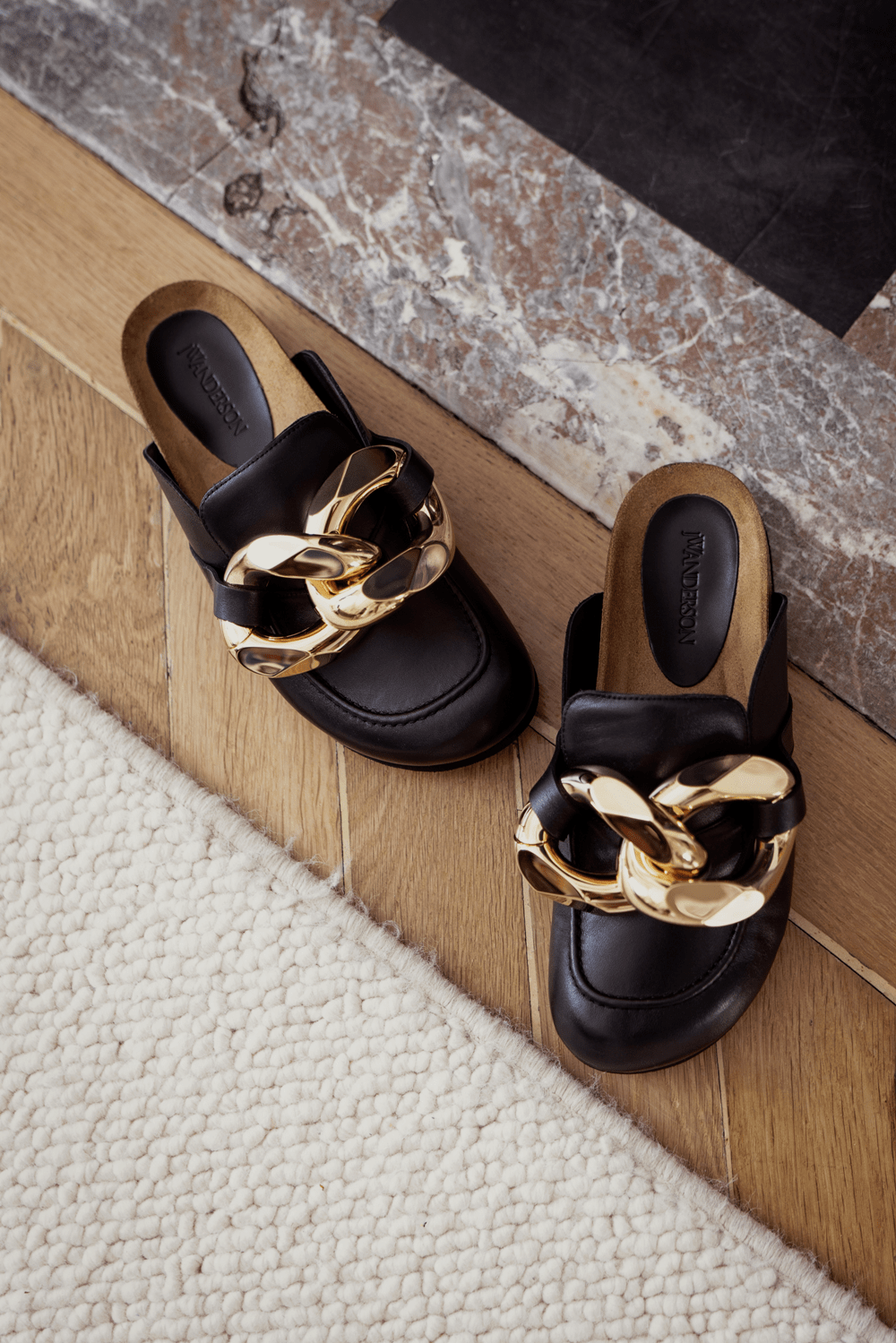 推广专柜都买不到的鞋子包包竟然在这里找到了