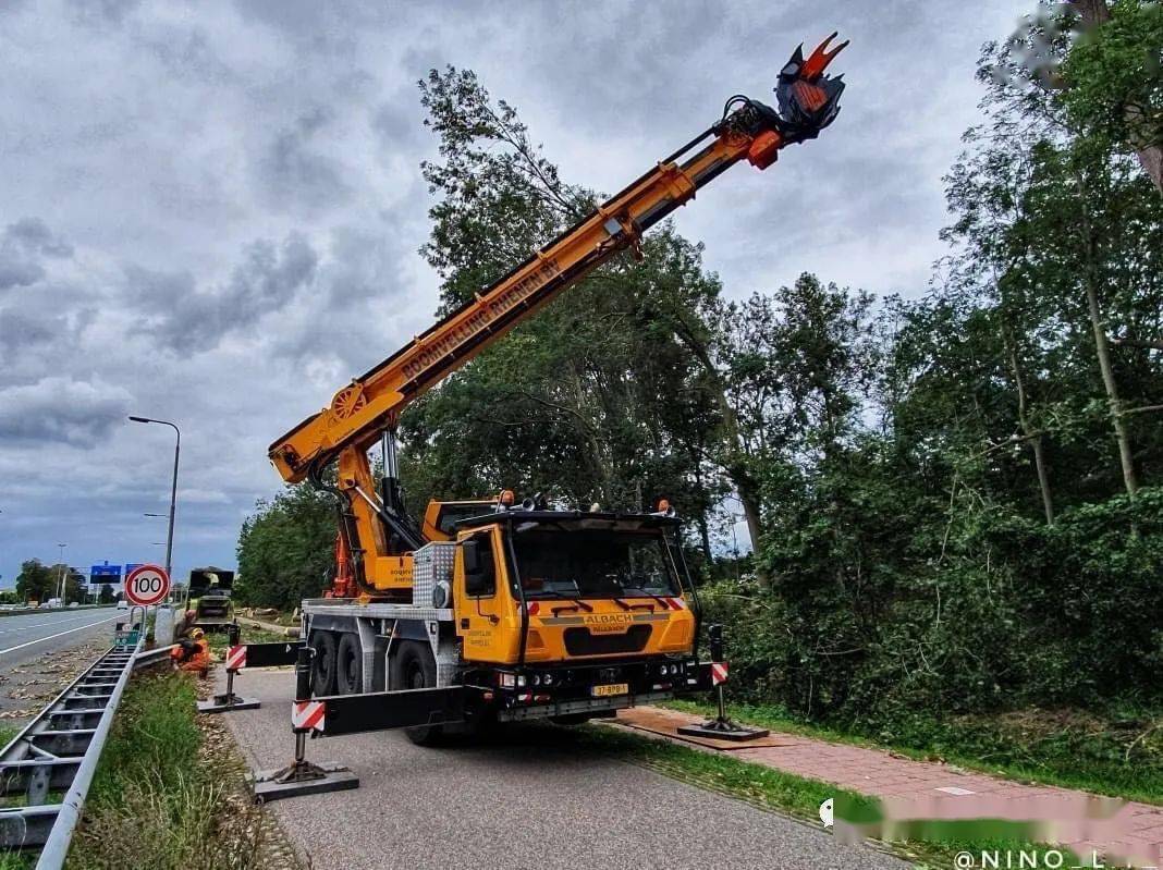 从此不再"伐木累",格鲁夫 gmk3050 改装的城市林业机械_吊车