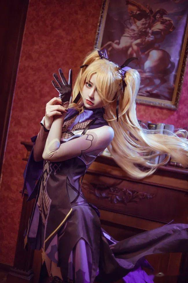 菲谢尔 来自搜狐网