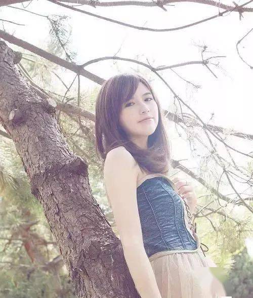 附近美女跟你聊骚你心动了吗