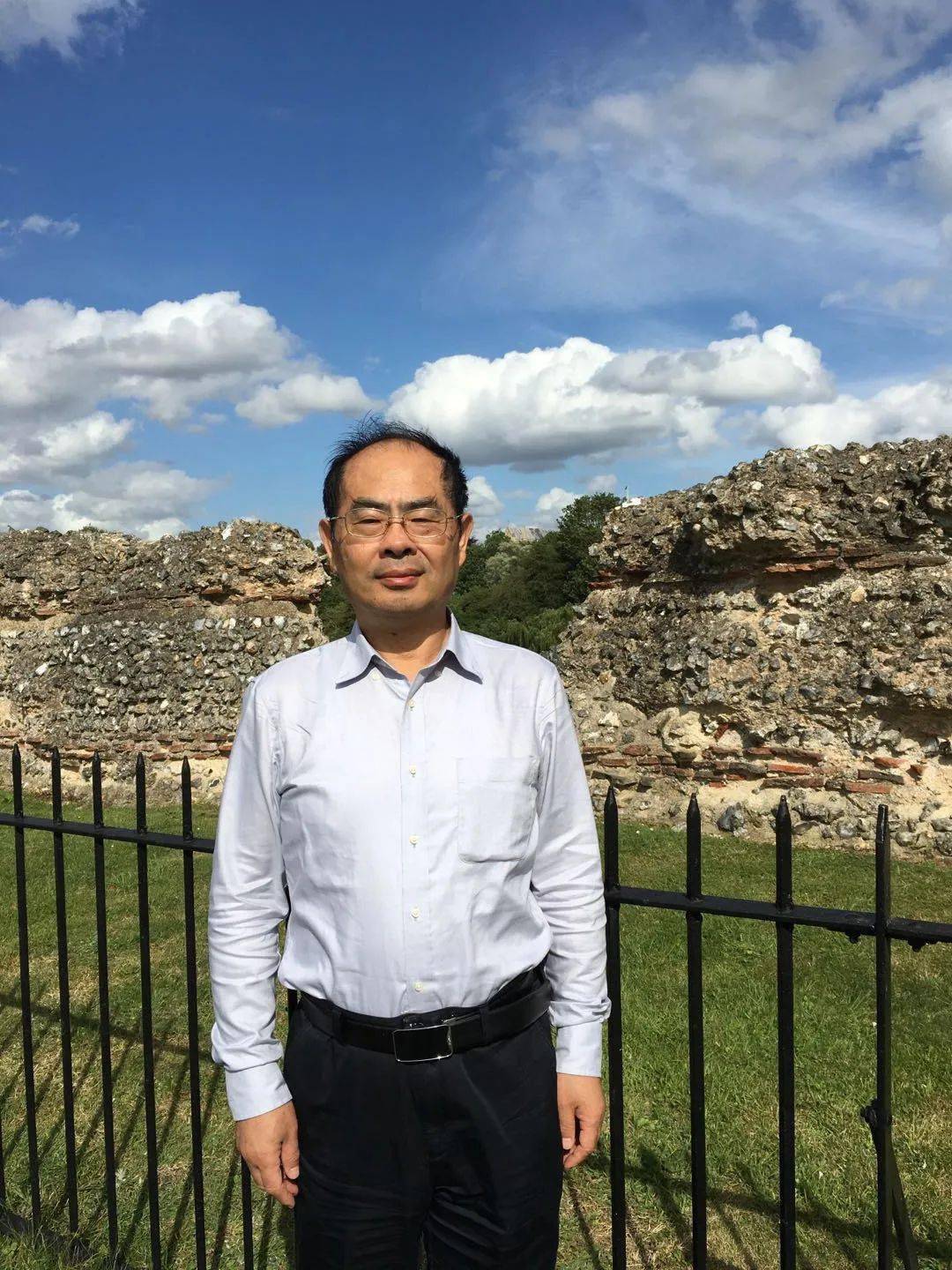 啦 历史学系 李宏图老师在欧洲文明的视野下讲授欧洲近代思想的演进