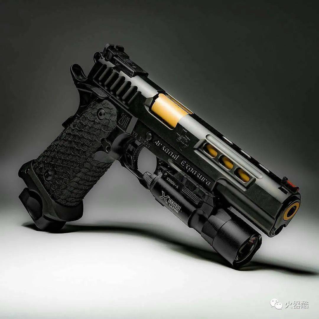 后台好多人喊看这个sti2011dvc系列手枪美图