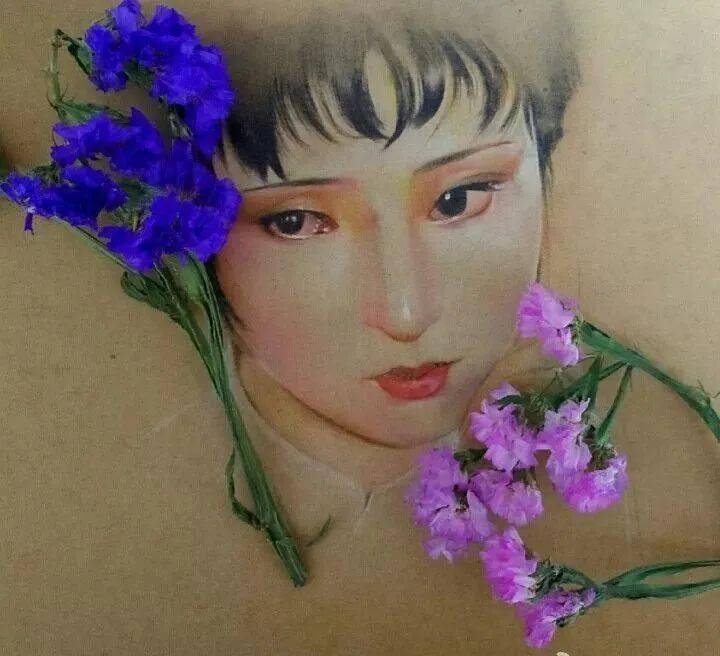 画风的花鸟↓碰撞出不一样的火花独特的风格彩铅 牛皮纸就是彩铅画!