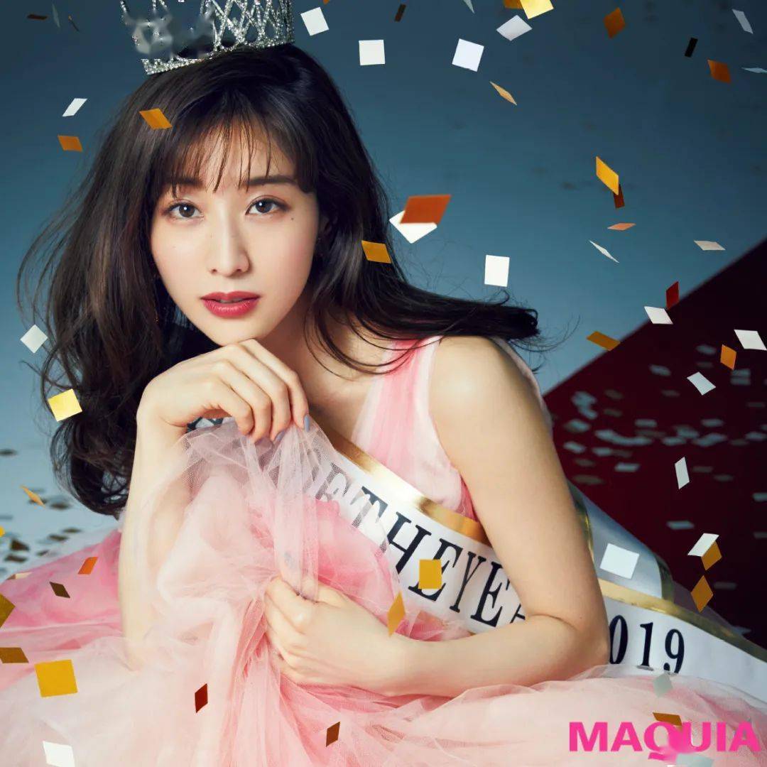 153身高成熟脸的万人迷女明星到底用什么魅力让女孩都想要变成她