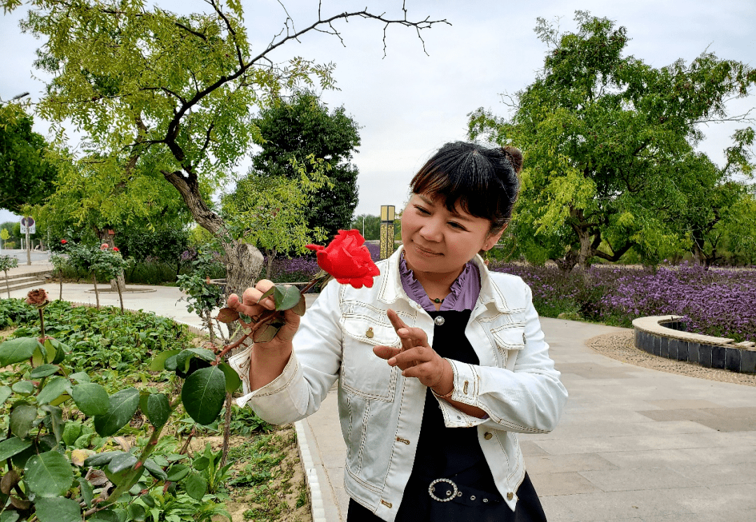 史晓玲:"食"蟹记_螃蟹