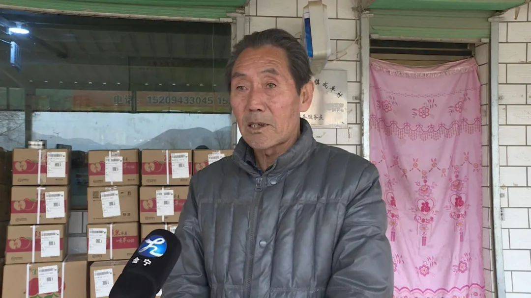 头寨子镇:小苹果大产业_牟村
