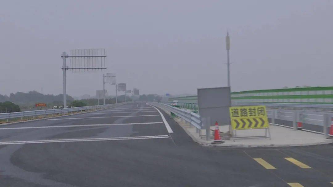 潮汕环线高速公路及澄海连接线一级公路途经澄海莲华,东里,隆都三镇