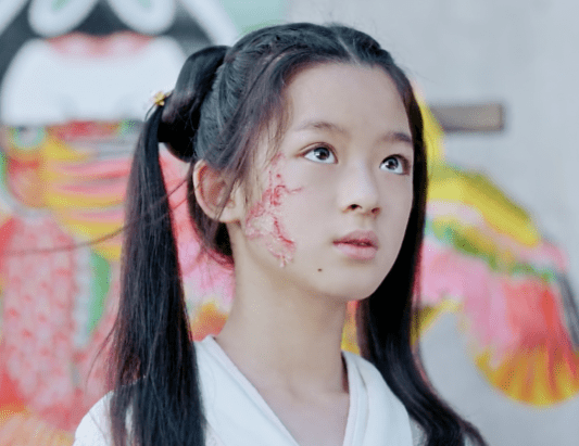 杨幂又捧红一人,在《狼殿下》爆红后被于正盯上,有小赵丽颖之称