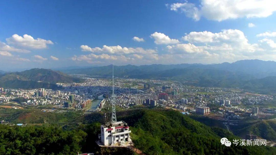 凡本中心注明来源为岑溪市融媒体中心的所有原创作品,任何媒体转载需