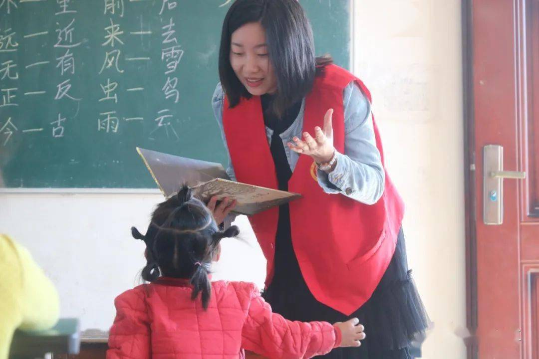 招募孩子梦想路上的明灯老师您好