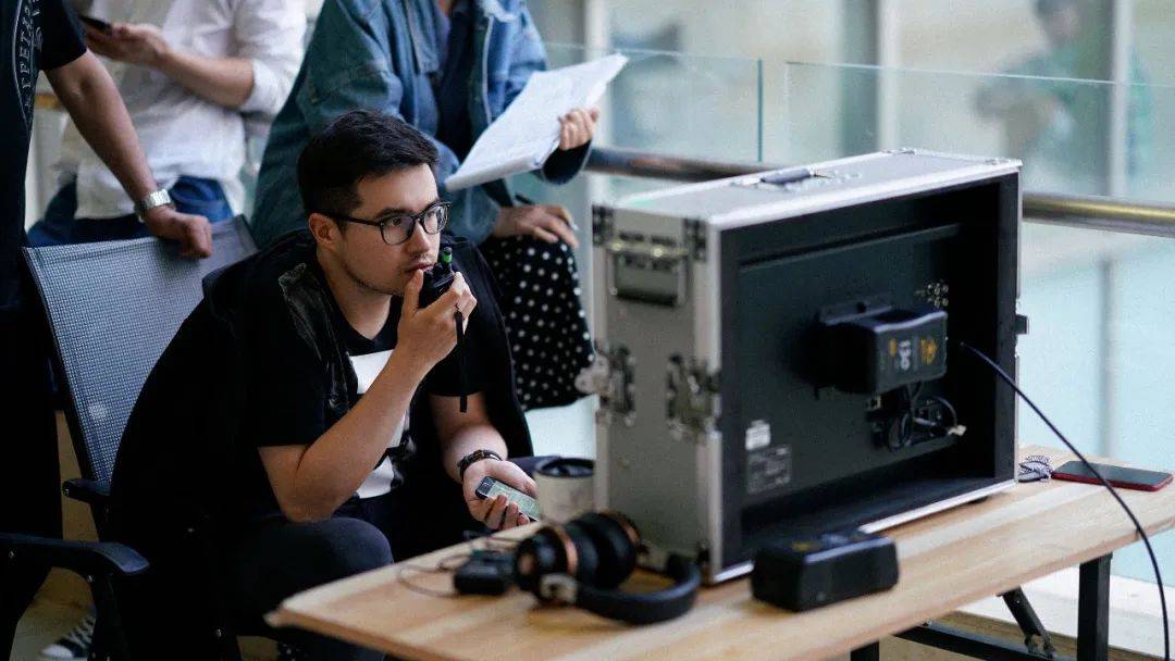 最初的相遇最后的别离导演曹译文类型剧的进阶要一边探索一边务实