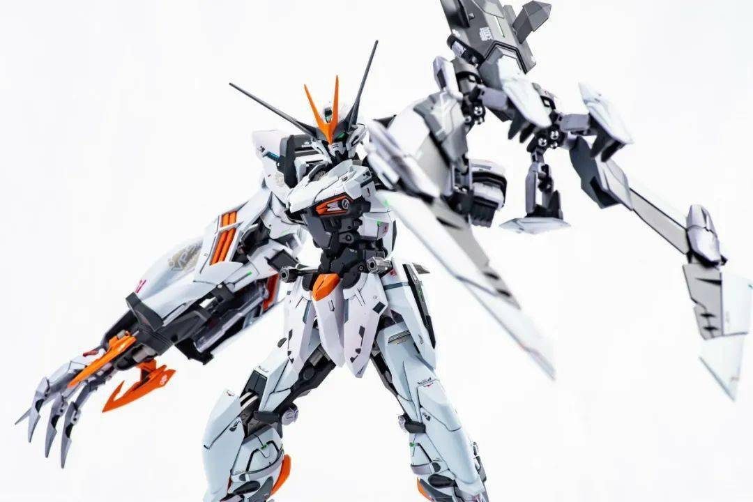 换上巴巴托斯的鞋圣约改白色涂装好帅气