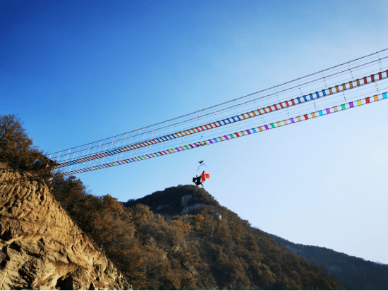 神灵寨冰雪欢乐谷亲子嘉年华滑雪节开幕啦一起来玩雪呀